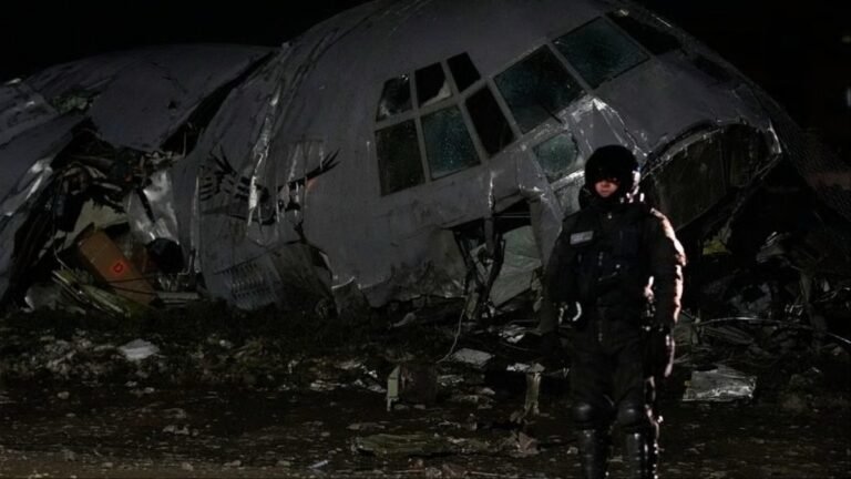 bolivia military plane crash