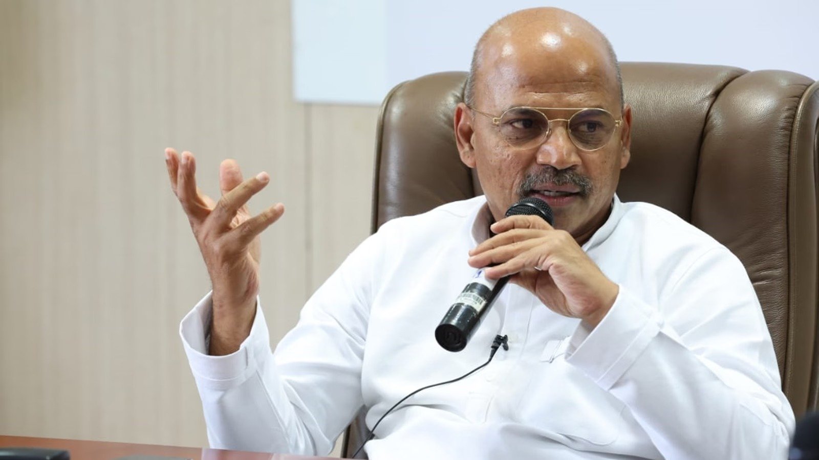 karnataka government free neet